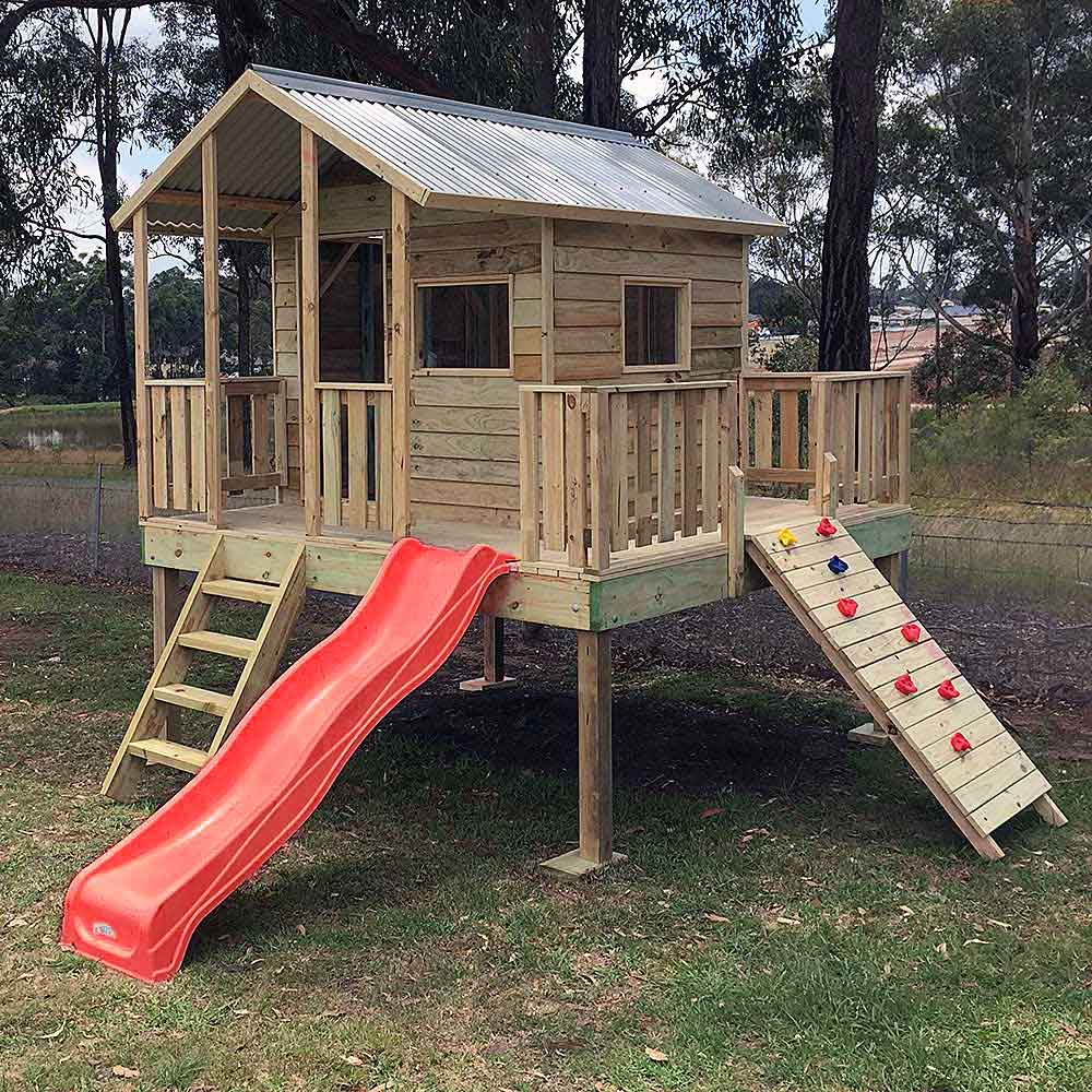 cubbies brisbane, featuring verandah with covered entry